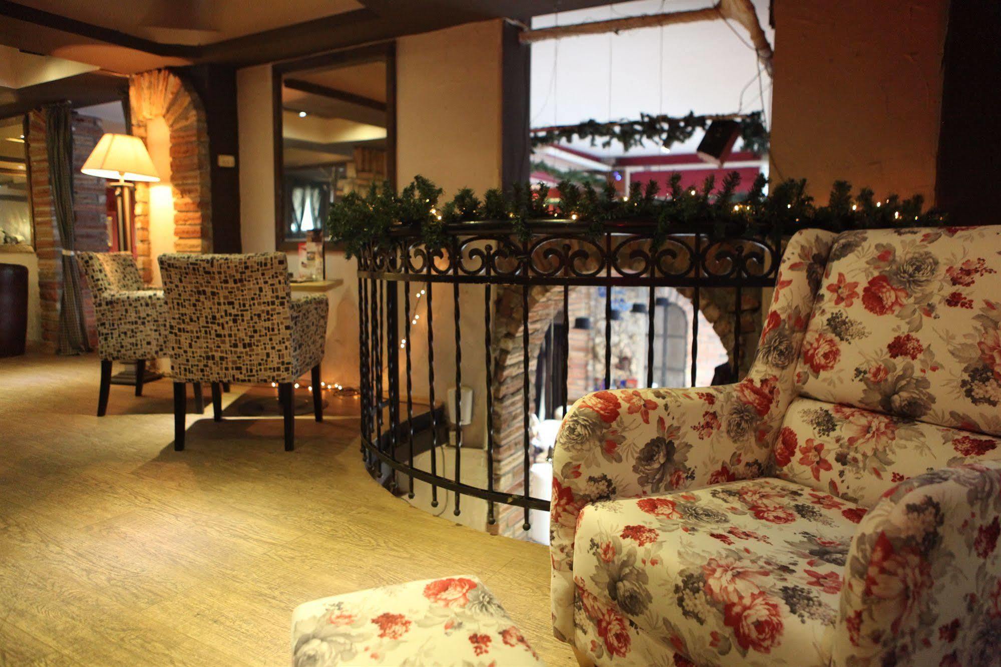 Hotel Design Mr President